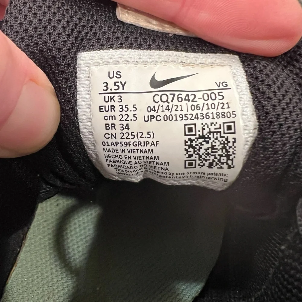 Nike Force Trout 7 Keystone Cleats Youth 3.5Y Black White Baseball CQ7642-005 - Picture 8 of 8